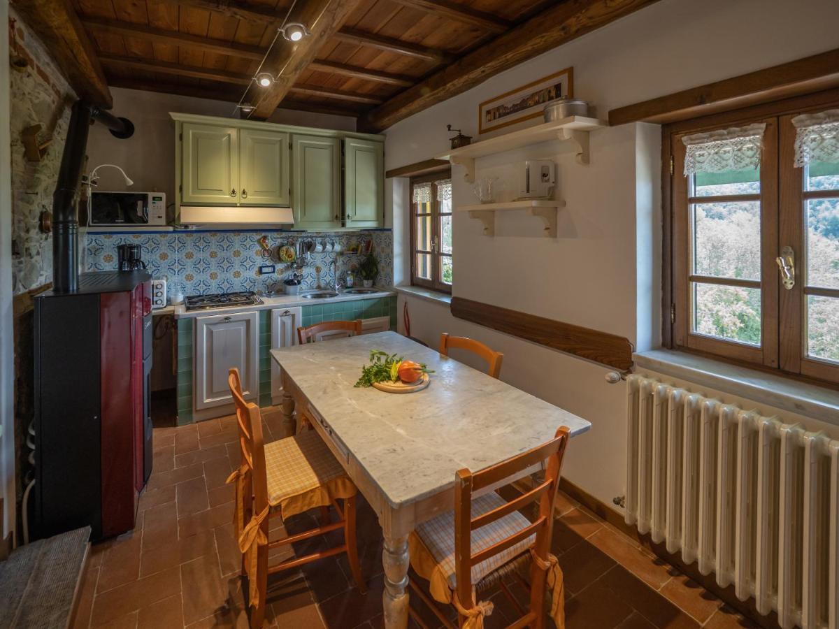 Deliziosa Casetta Sull'Appennino Toscano Montefegatesi Luaran gambar