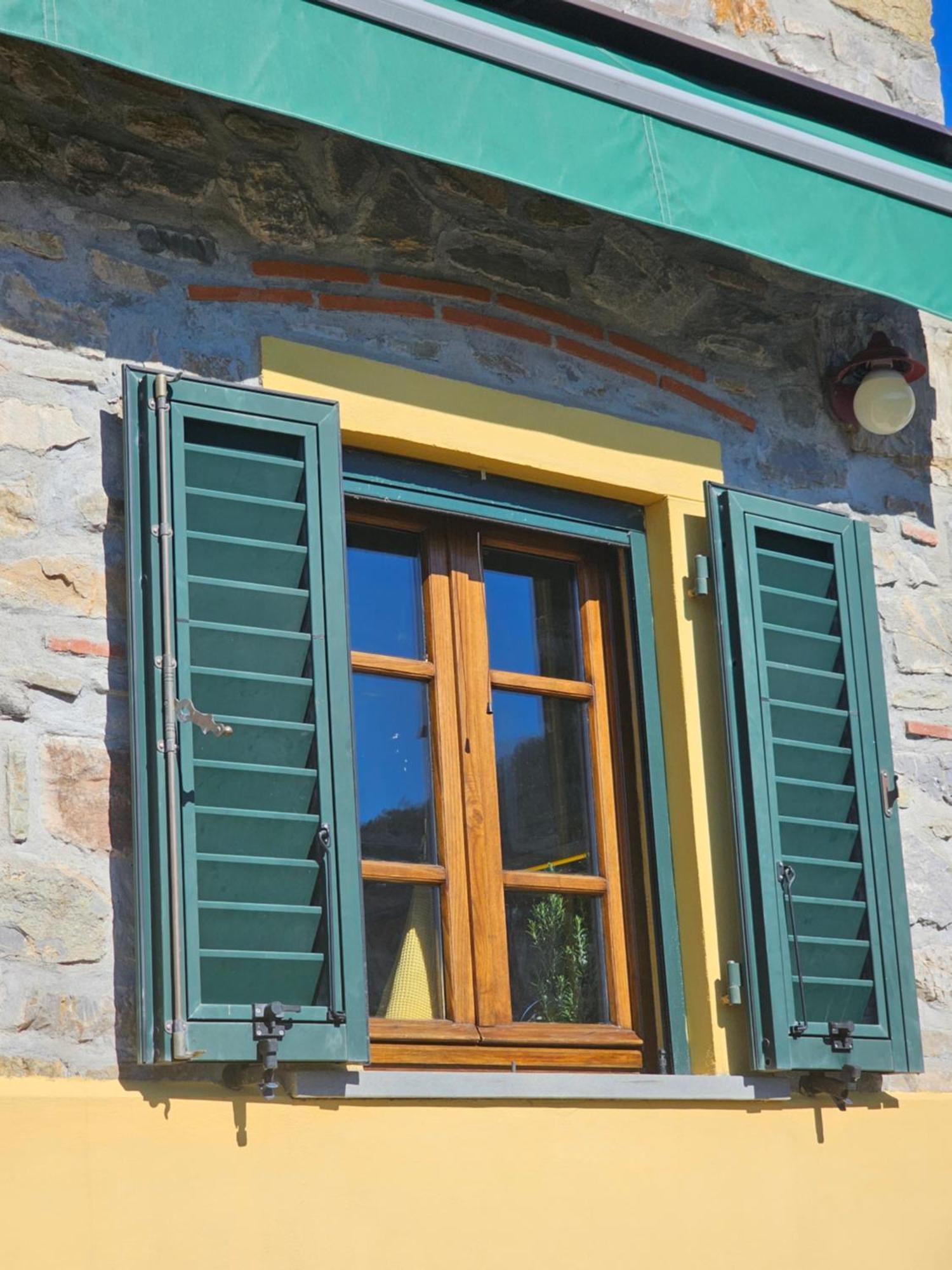 Deliziosa Casetta Sull'Appennino Toscano Montefegatesi Luaran gambar