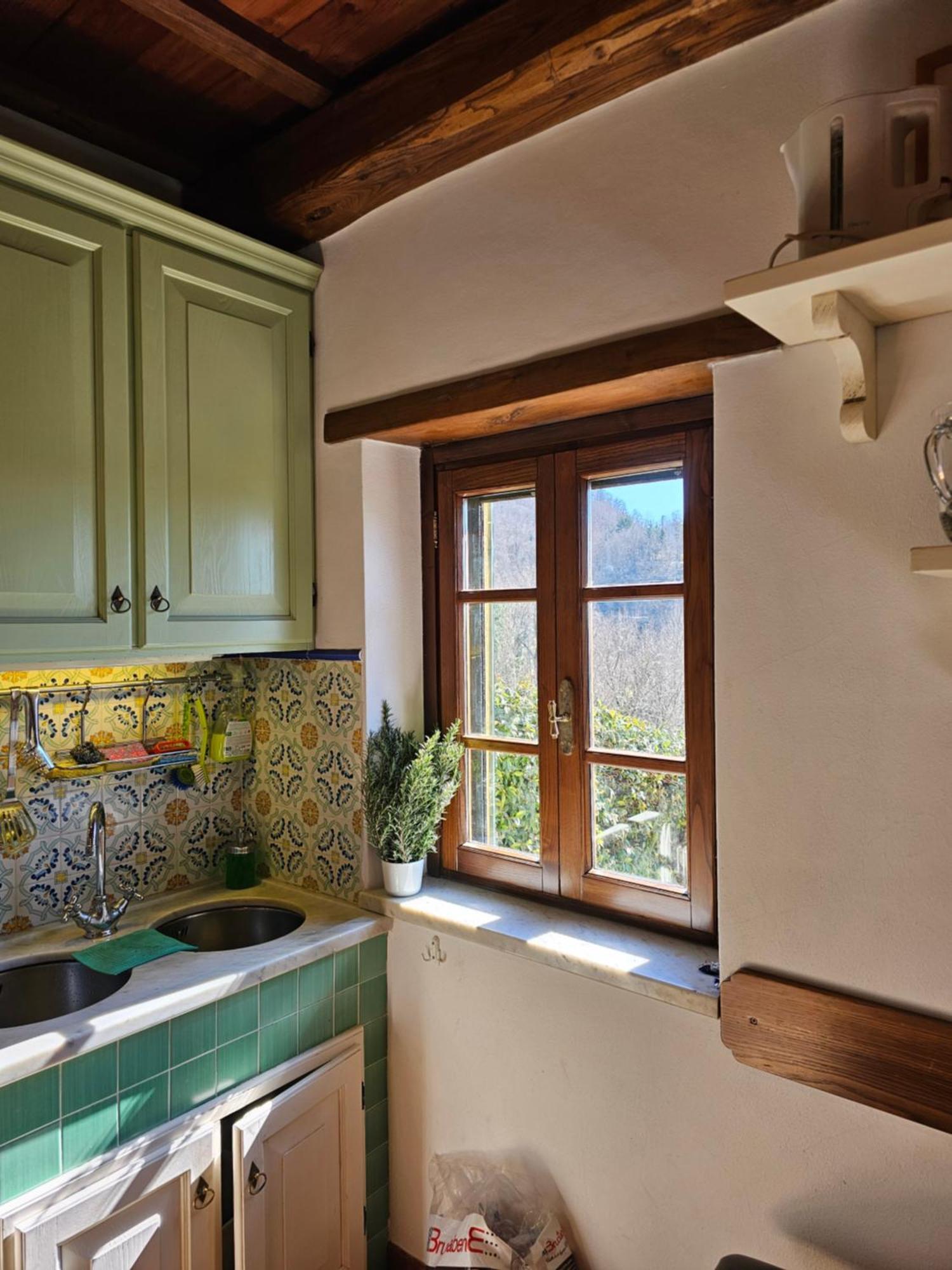 Deliziosa Casetta Sull'Appennino Toscano Montefegatesi Luaran gambar